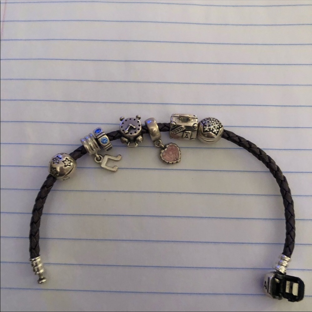 Pandora charm bracelet - Picture 2 of 6